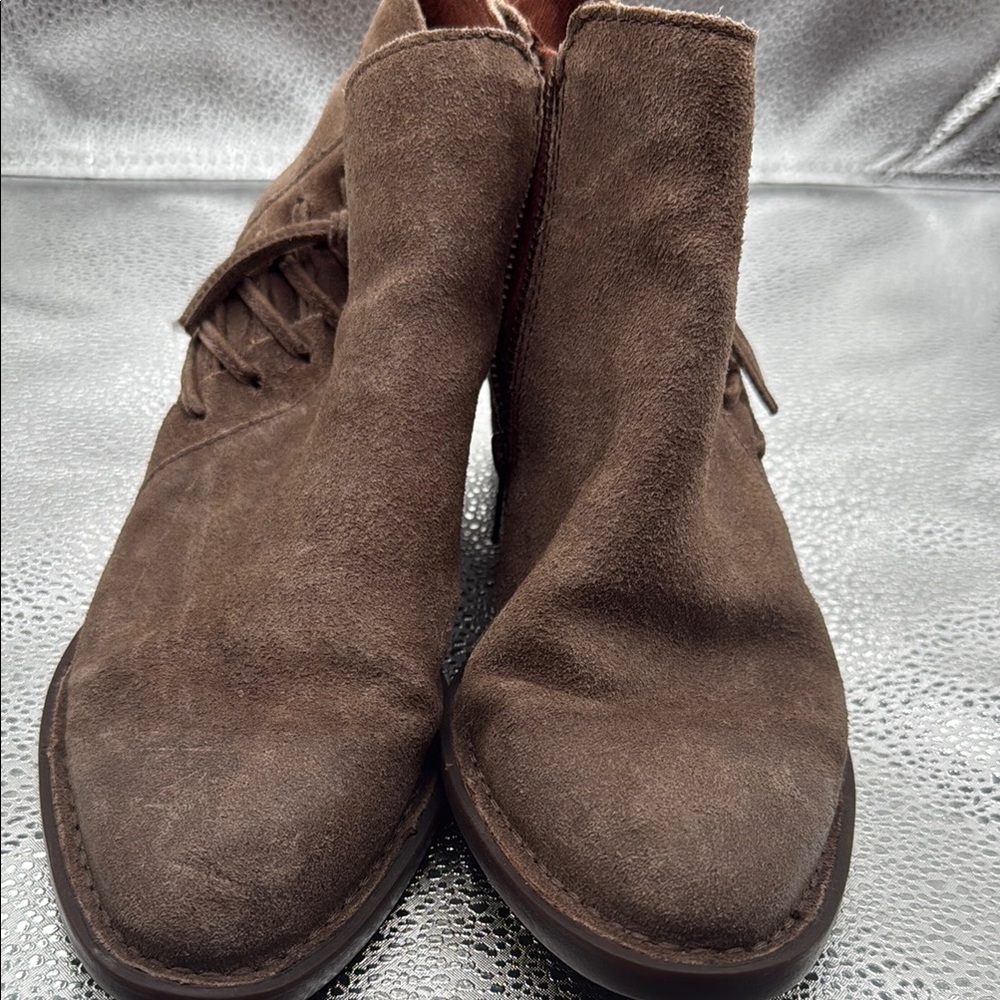 Born booties